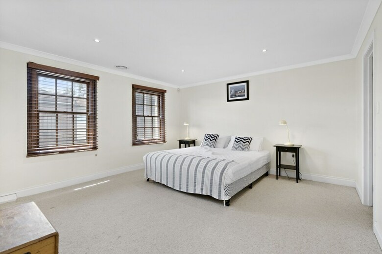 Helena, 2bdr Fitzroy House