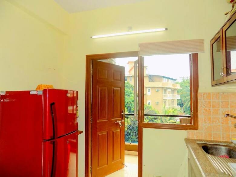 Spacious Apartment With Pool - Cm008