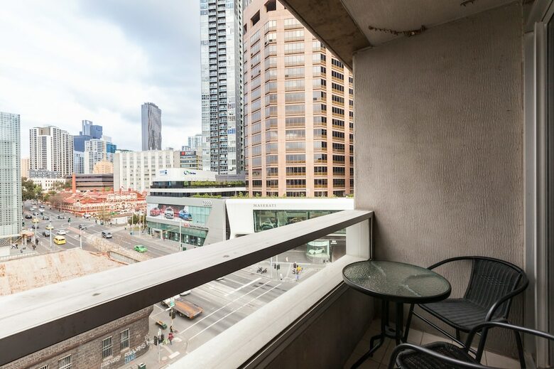 Wesley, 2bdr Carlton Apartment