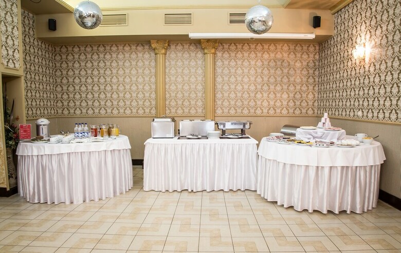 Guru Hotel