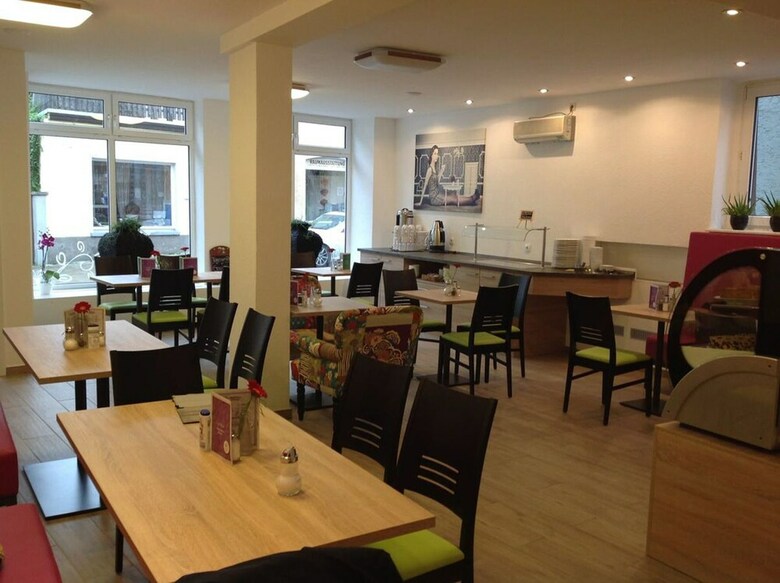 Hostal Pension Altstadt Garni
