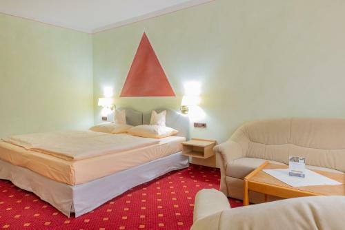 Hostal Goldener Schwan Hotel Garni