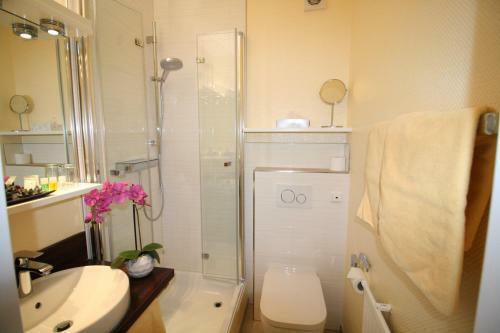 Hostal Hotel Modena