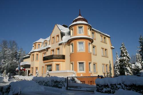 Hostal Hotel Modena