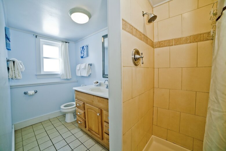 Apartamentos Georgianne Inn & Suites