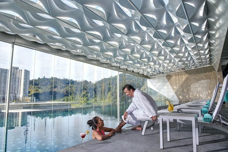 Grand Ion Delemen Hotel