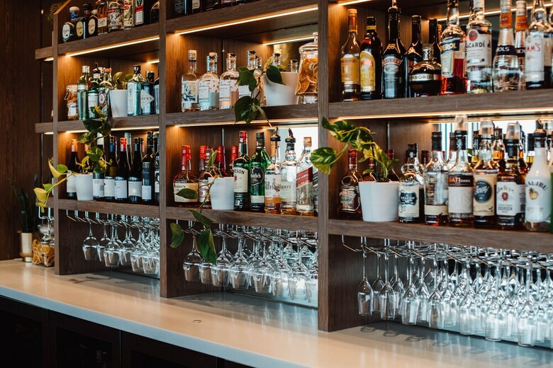 Rydges Pit Lane Hotel