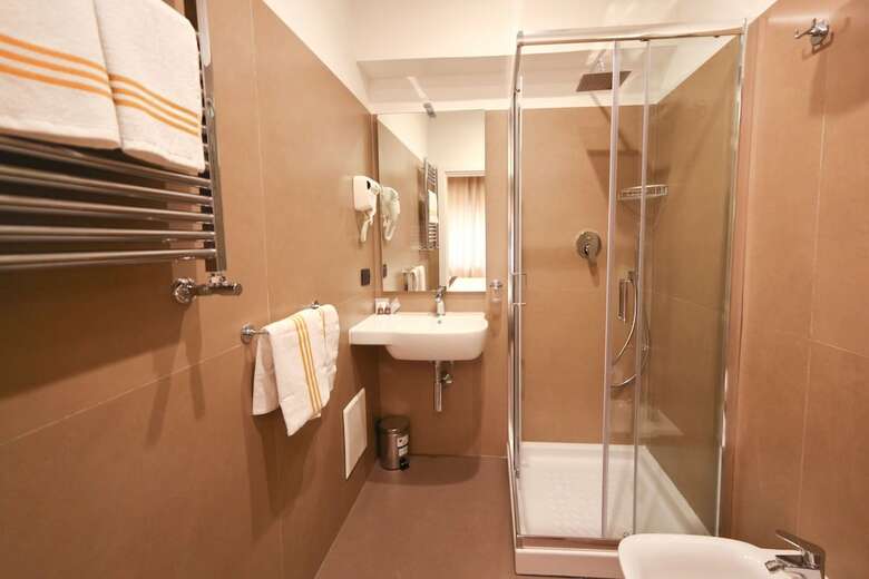 Hotel 7th Floor Suite