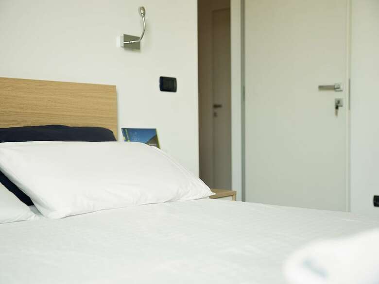 Hotel Room In Rome Isole