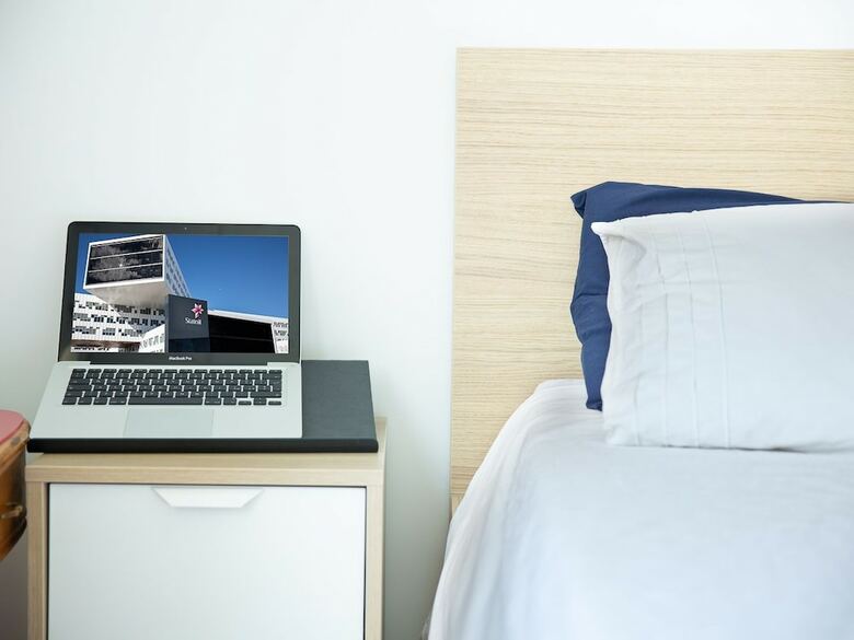 Hotel Room In Rome Isole