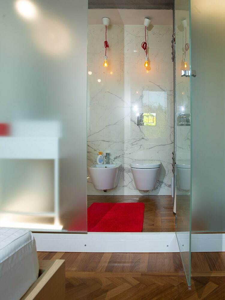 Hotel Room In Rome Isole
