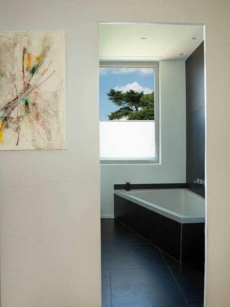Hotel Room In Rome Isole