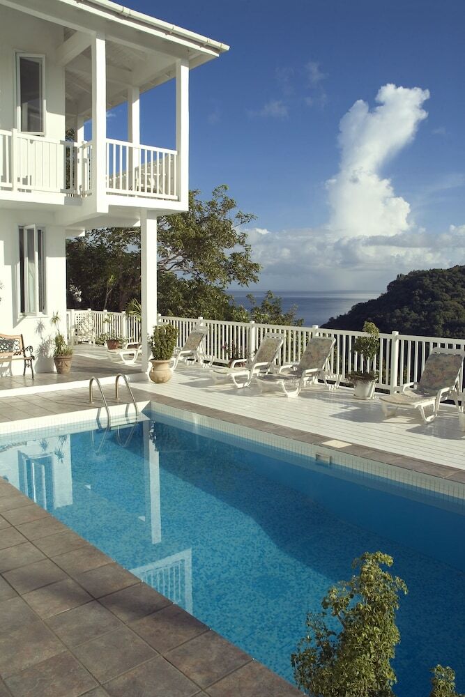 The Villa On The Bay