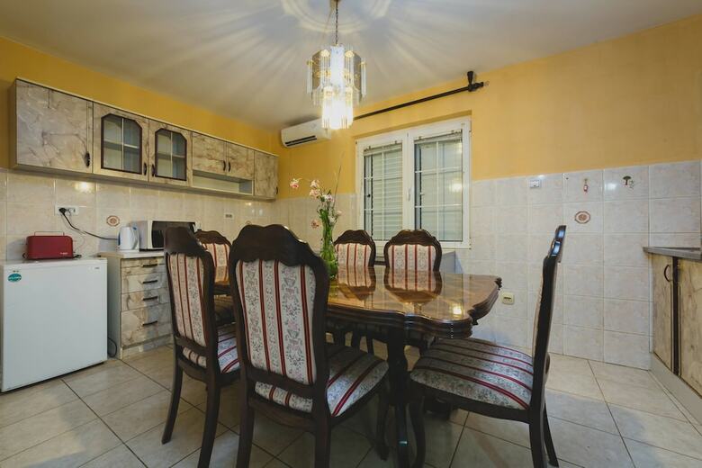 Apartments Villa Ana