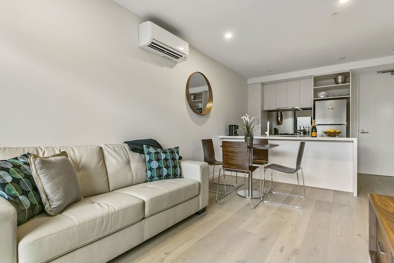 Melbourne City Apartments - Teri