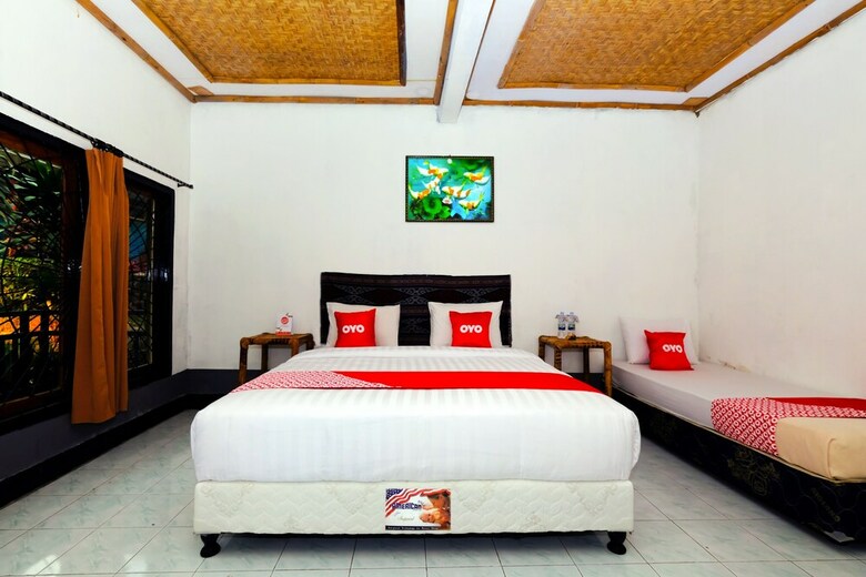 Oyo 1835 Surya Mandalika Hotel