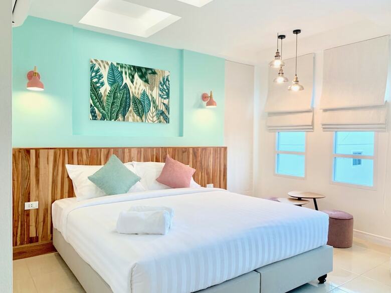 Chaleelay Hotel