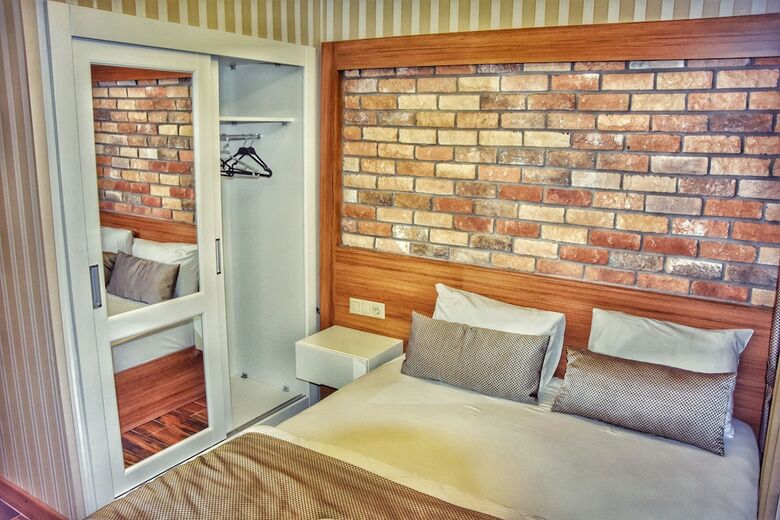 Hotel Serah Residence