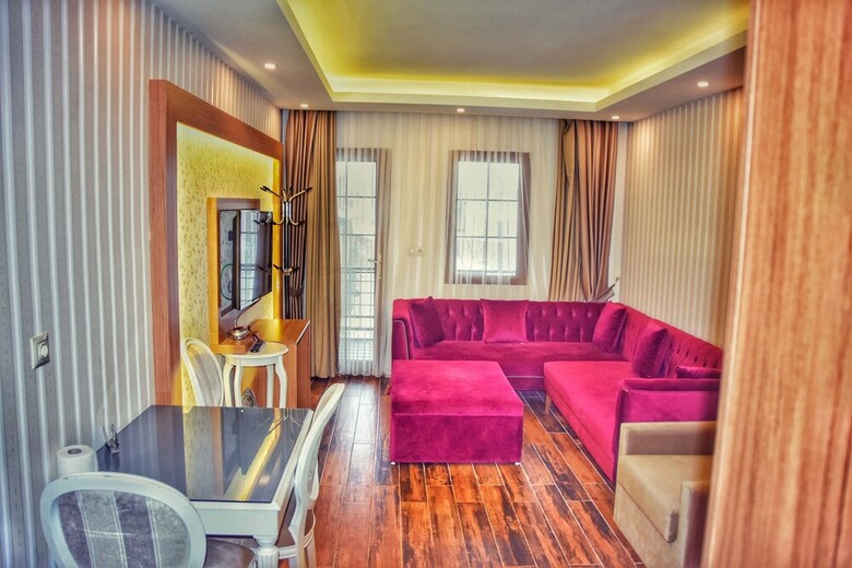 Hotel Serah Residence
