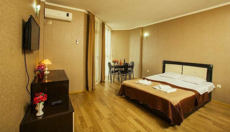 Aparthotel Royal Apartments