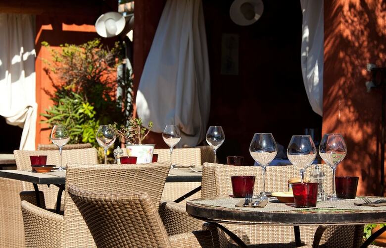 Hotel Relais De L'oustau Camarguen