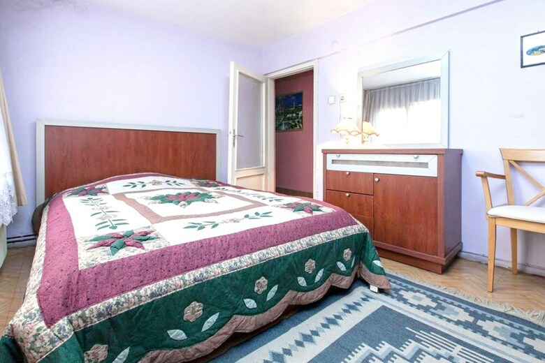 Apartment With 2 Bedrooms In Beyoglu Istanbul