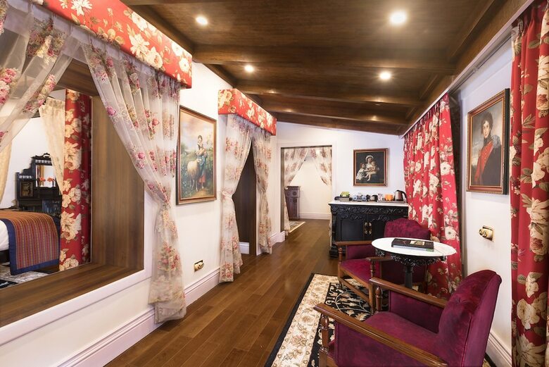 Hotel Mayfair Himalayan Spa Resort