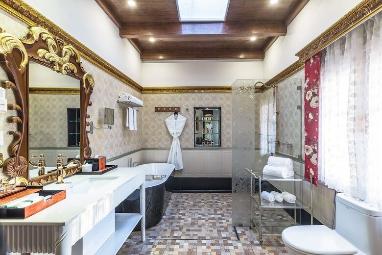 Hotel Mayfair Himalayan Spa Resort