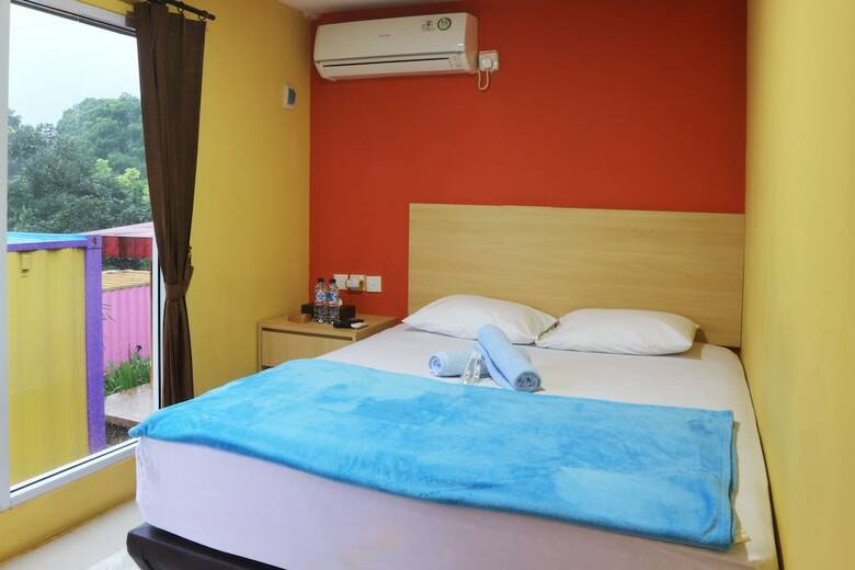 Container Inn Hotel