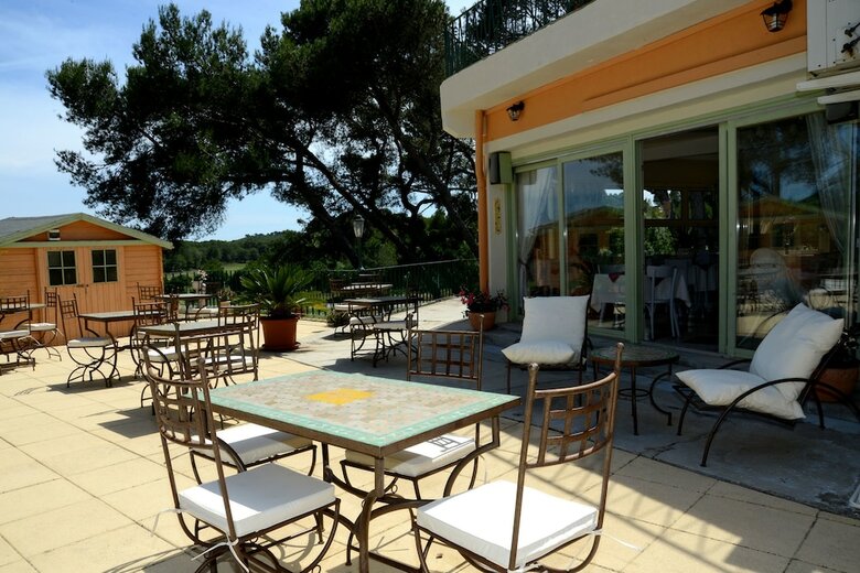 Hotel Les Rocailles