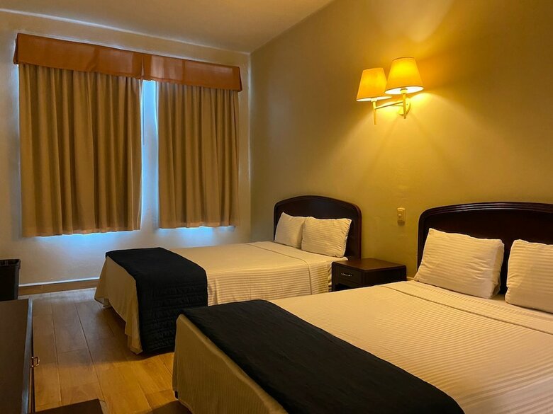 Hotel Plaza Del Arco Express