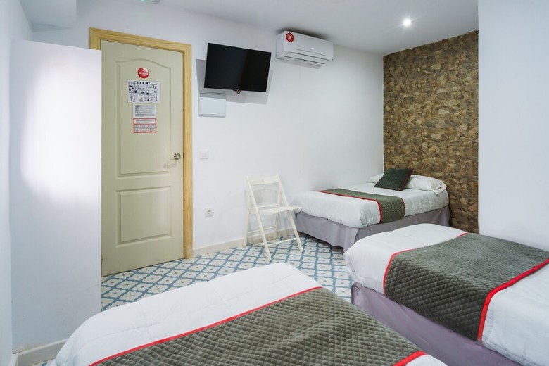 Hostal Pensi�n Riad Mediterraneo
