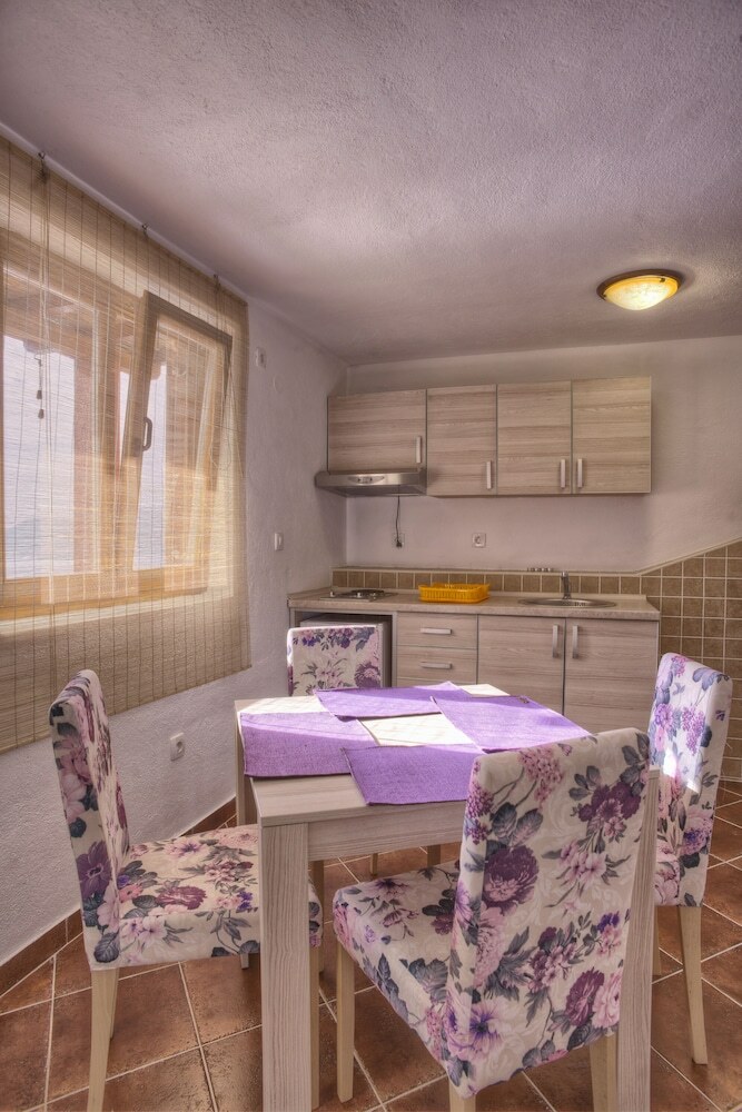 Hotel Guest House Harmonia