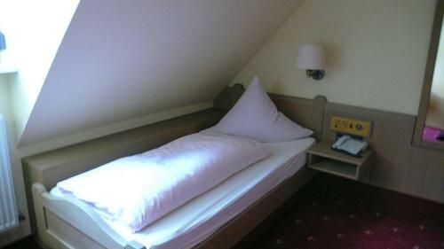 Hostal Hotel Gasthof K��er