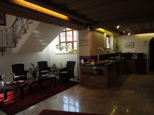 Hostal Hotel Gasthof K��er