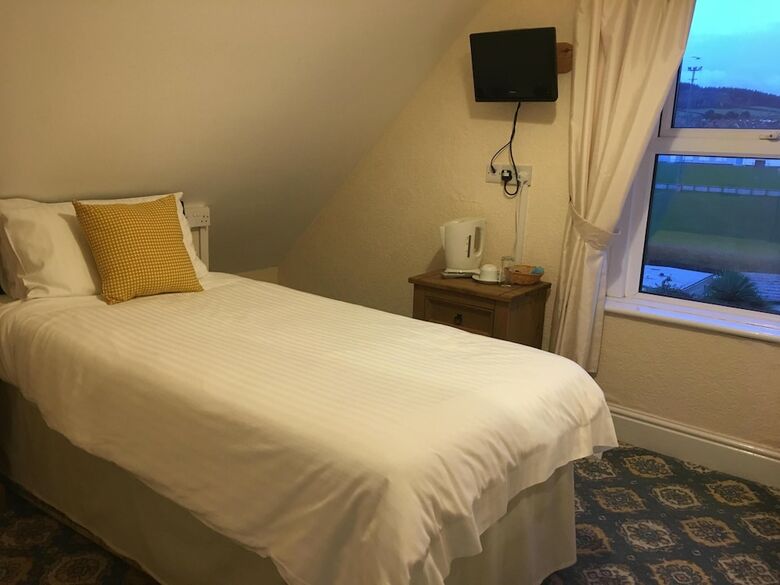 Hotel Tranmere House