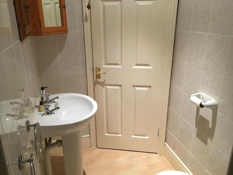 Hotel Tranmere House
