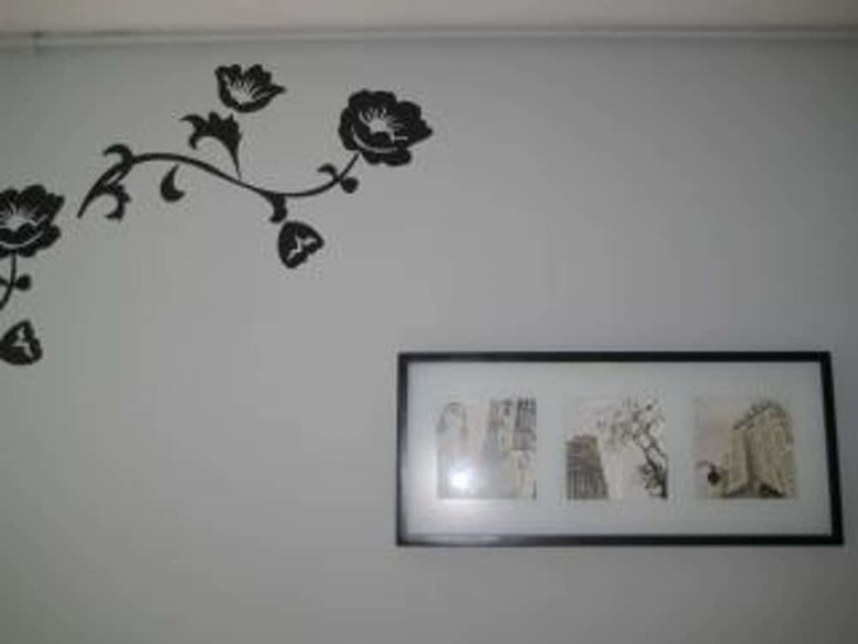 Apartment With One Bedroom In Cand�s