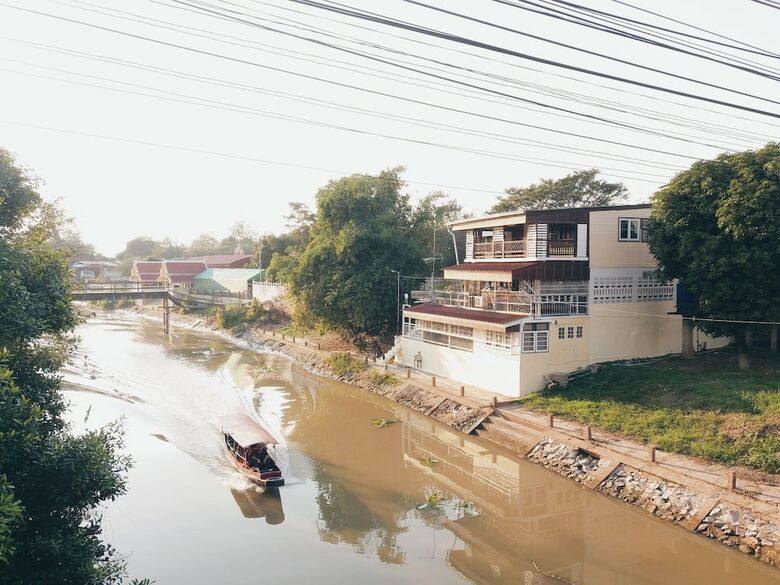Hotel Green Riverside Homestay