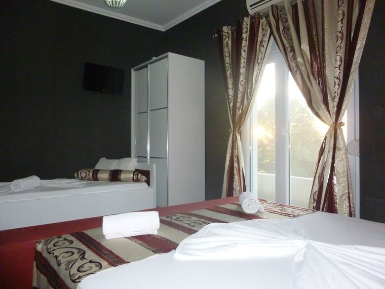 Hotel Red Apple