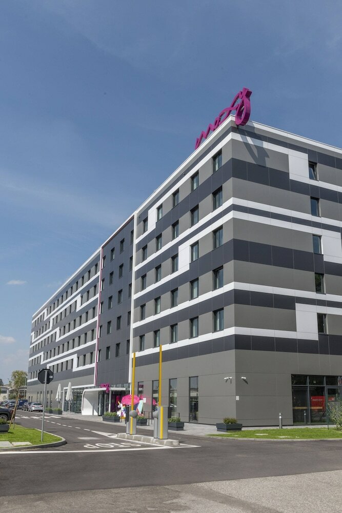 Posada Moxy Milan Linate Airport