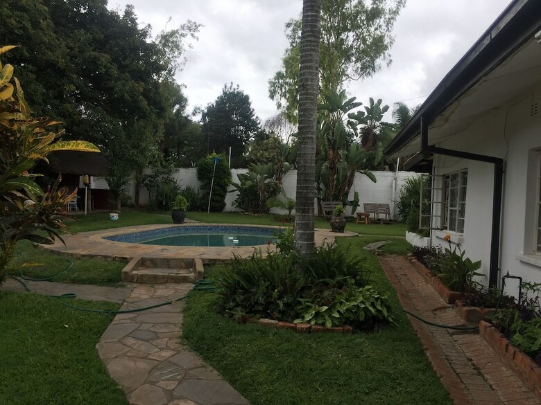 Hotel John's Place