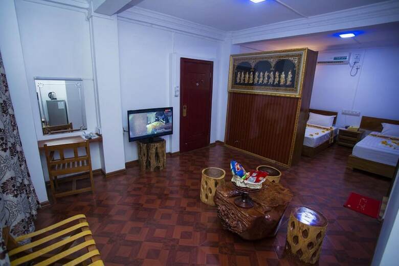 Ye Myanmar Hotel