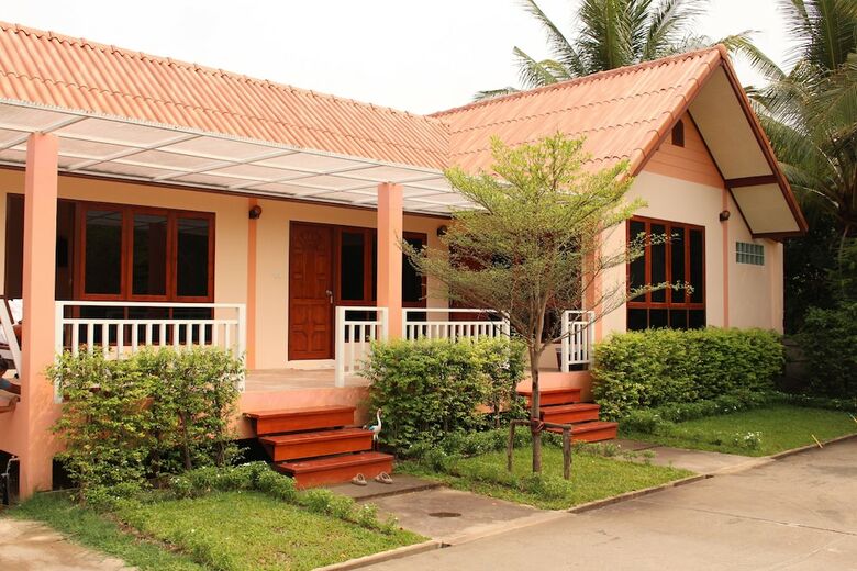 Hotel Baan Suan Siriwat