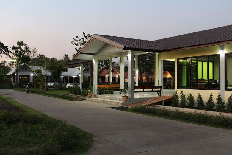 Hotel Baan Suan Siriwat
