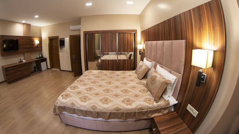 Irshad Hotel