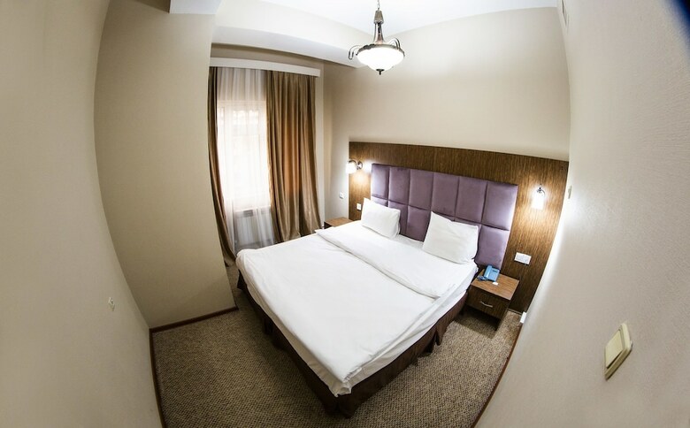 Irshad Hotel