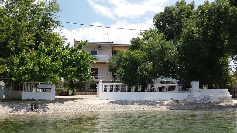 Apartamentos Akrogiali