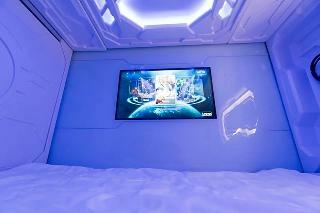 Seaview Capsule Hotel - Hostel