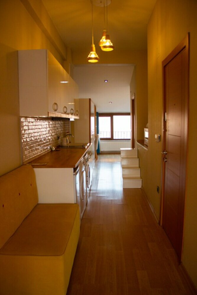 Mezzo Hotel